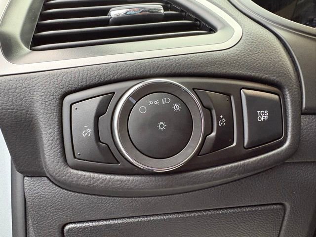 Used 2024 Ford Edge SEL image 20