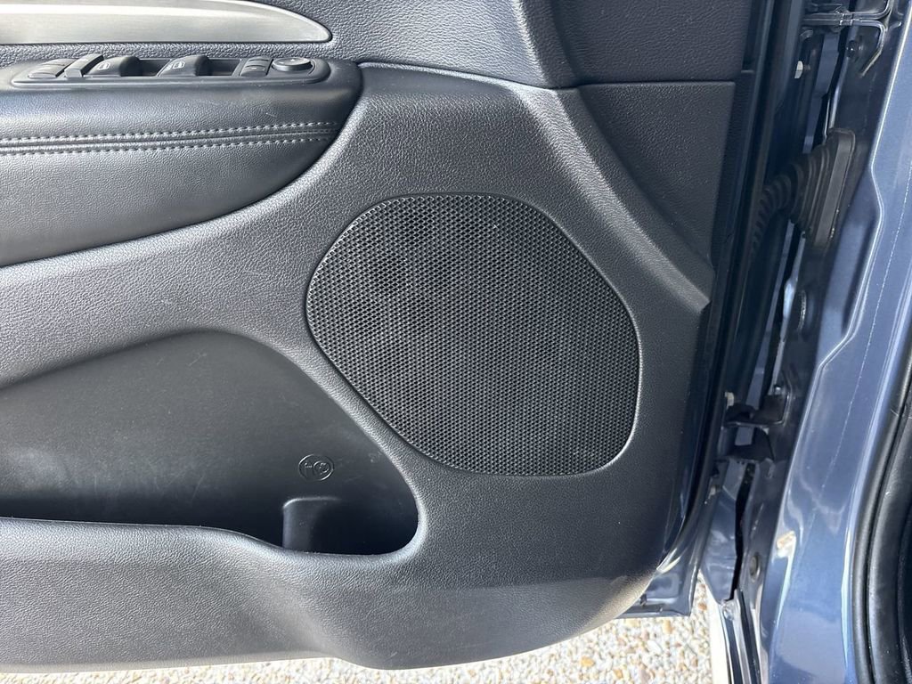 Used 2020 Dodge Durango SXT image 23