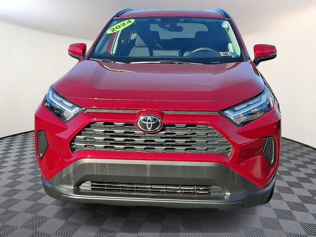 Used 2025 Toyota RAV4 XLE video 2