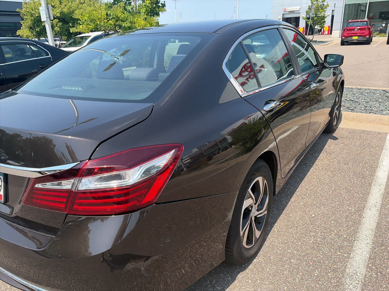 Used 2017 Honda Accord LX image 5