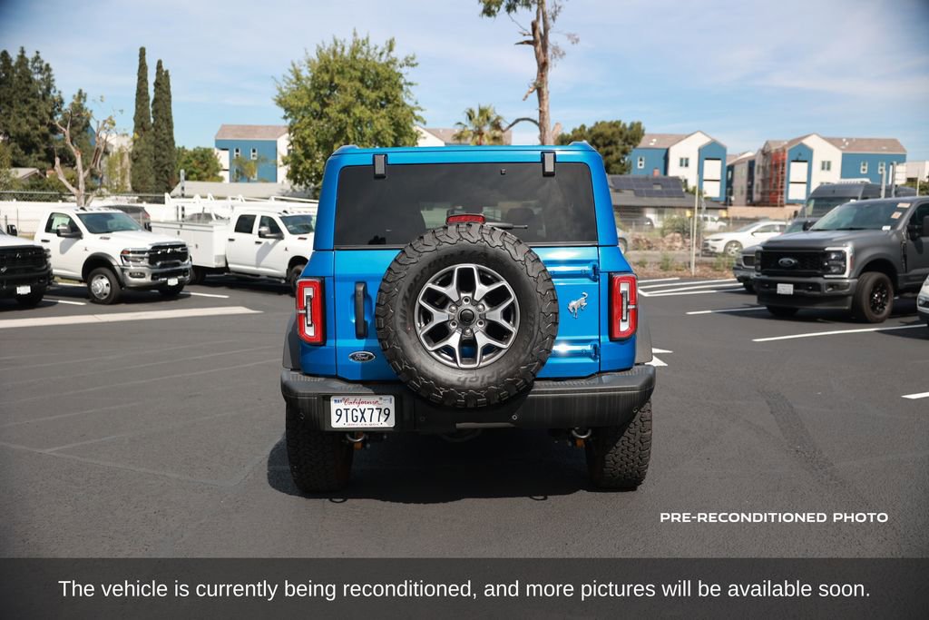 Used 2025 Ford Bronco Badlands image 4