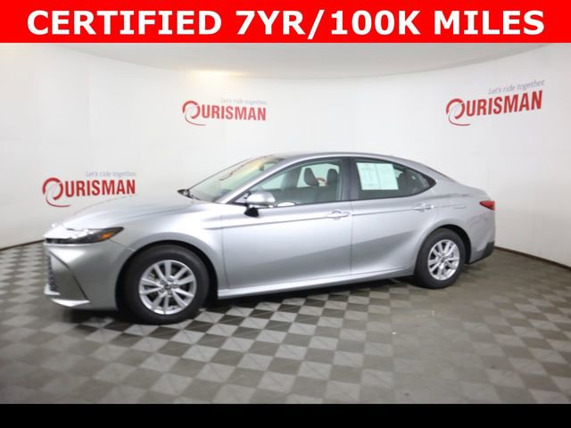 Used 2025 Toyota Camry LE FWD image 7