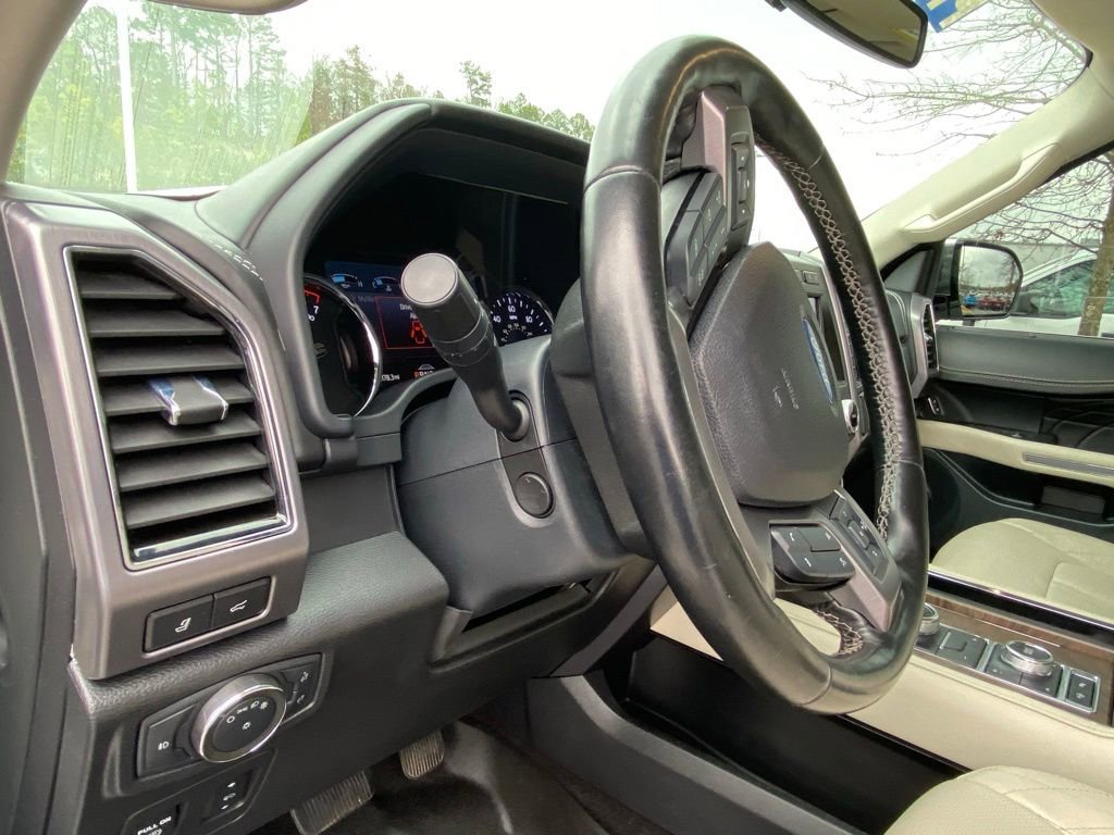 Certified 2021 Ford Expedition Max Platinum image 9