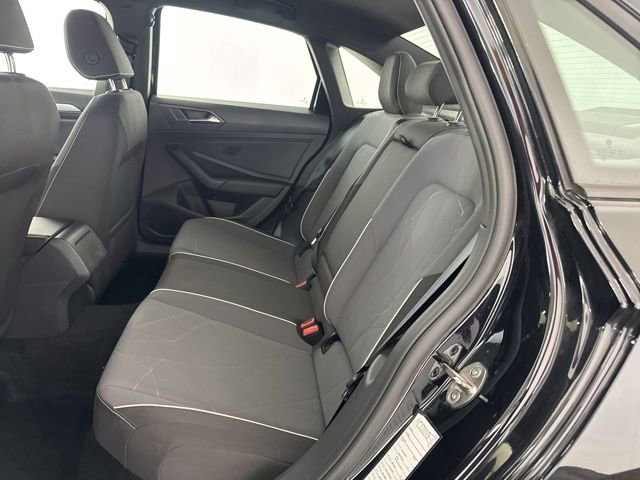 Used 2025 Volkswagen Jetta Sport image 30