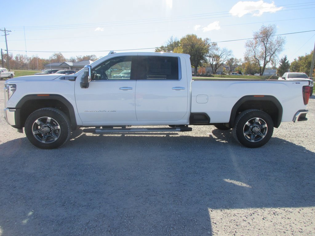 New 2026 GMC Sierra 3500 SLT w/ SLT Premium Package image 10