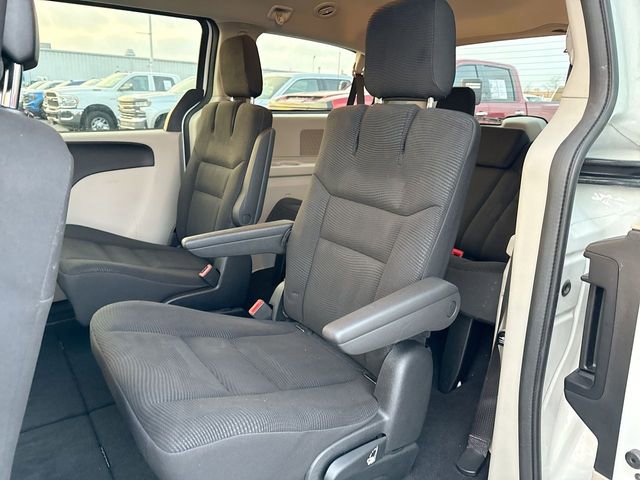 Used 2020 Dodge Grand Caravan SE w/ UConnect Hands-Free Group FWD image 22