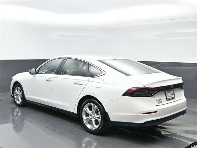 Certified 2023 Honda Accord LX image 3