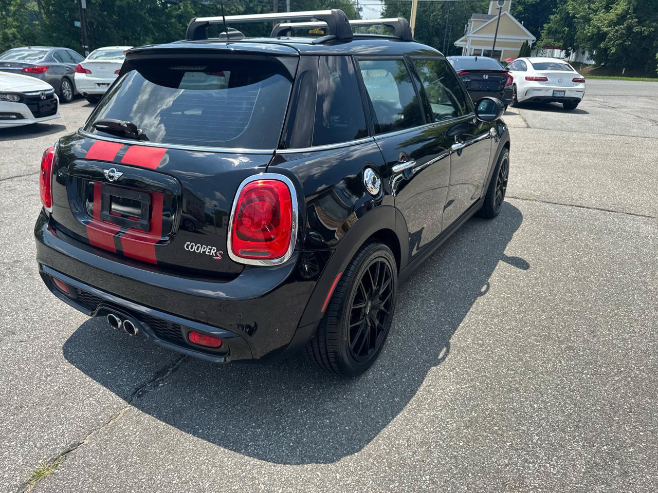 Used 2018 MINI Cooper S FWD image 8