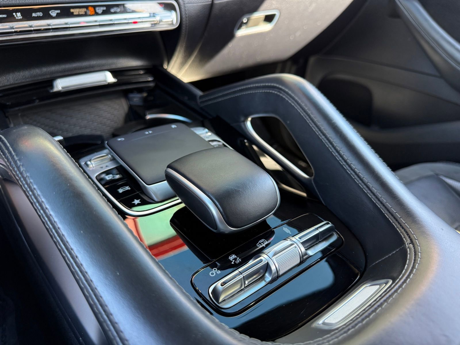 Used 2022 Mercedes-Benz GLE 53 AMG 4MATIC Coupe image 27