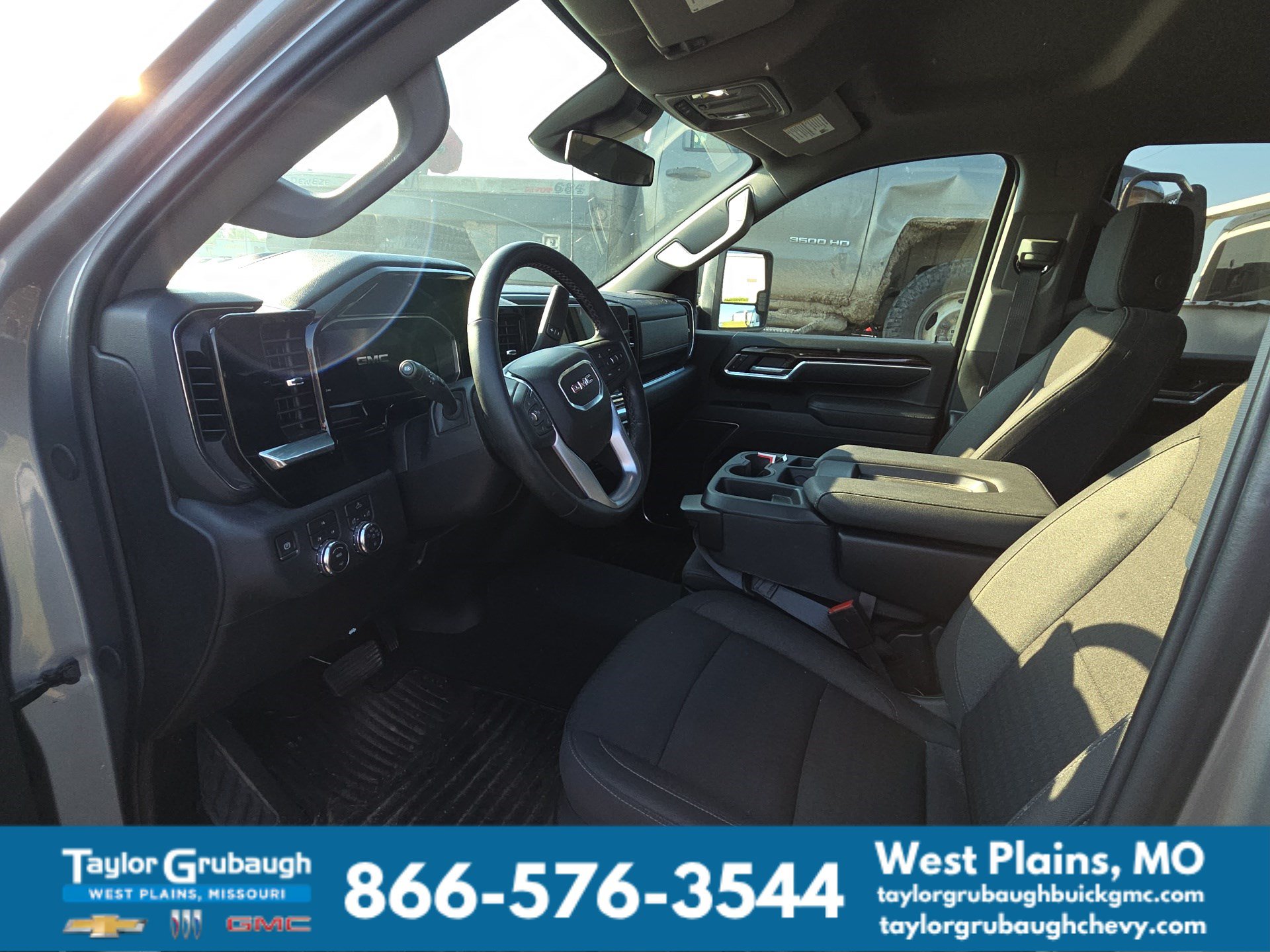 Used 2026 GMC Sierra 2500 SLE AWD/4WD image 10