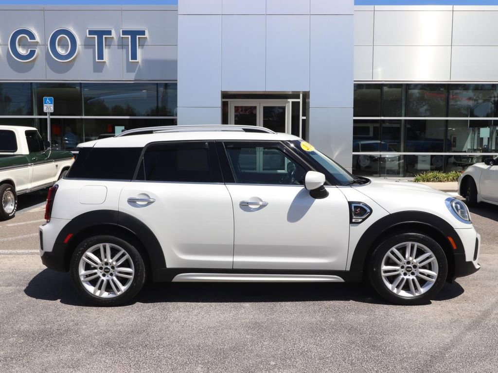 Used 2024 MINI Cooper Countryman S w/ Signature Upholstery Package image 17