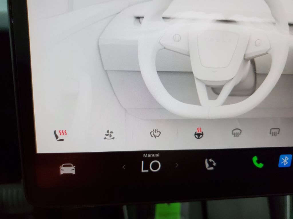 Used 2026 Tesla Model Y 2WD image 36