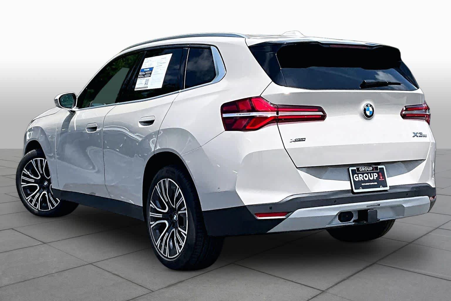Used 2025 BMW X3 xDrive30i w/ Premium Package AWD/4WD image 12