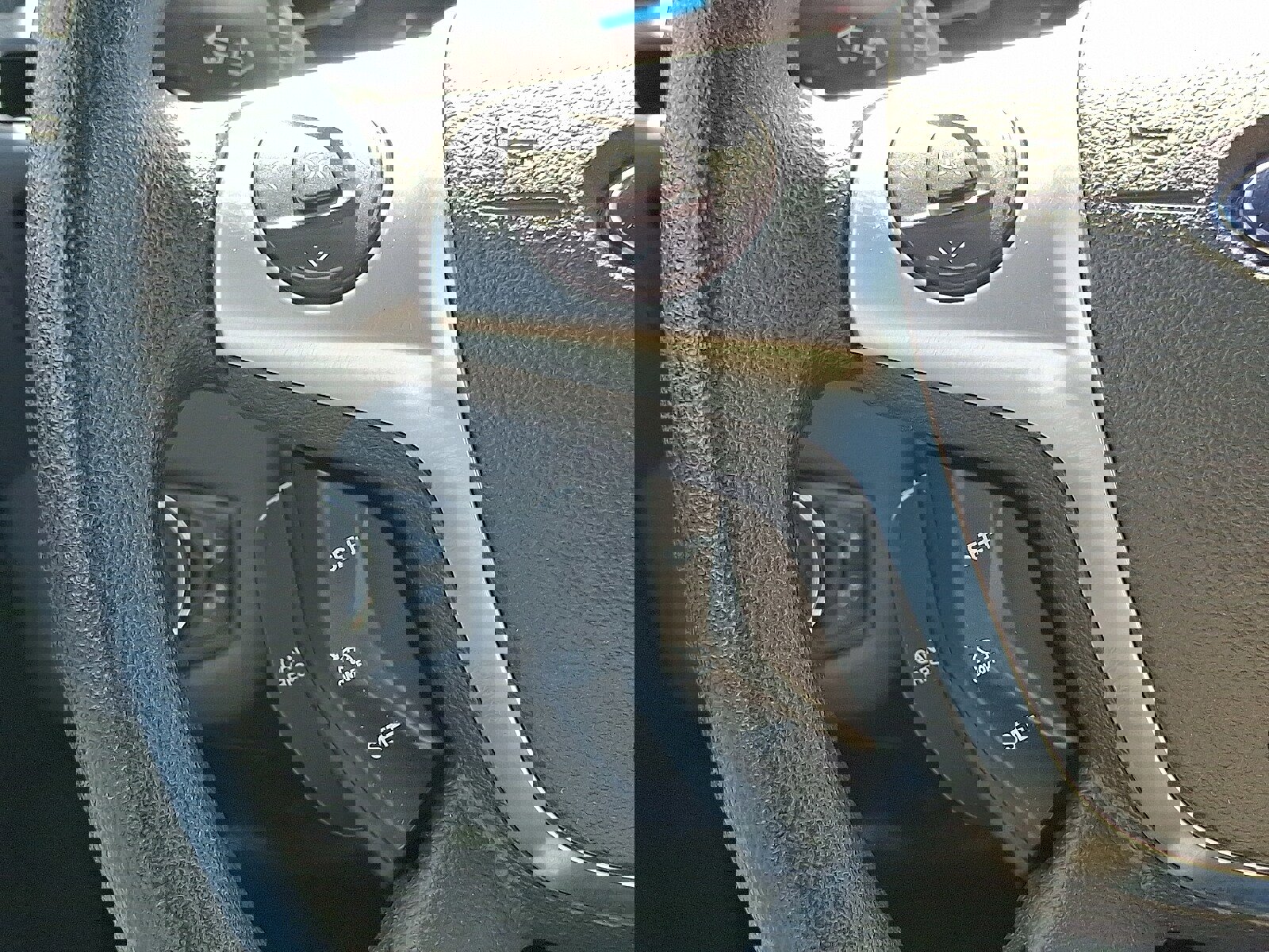 Used 2014 Ford Escape SE image 24