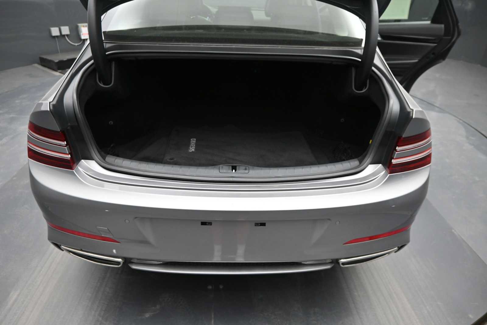 Used 2022 Genesis G80 2.5T AWD/4WD image 13