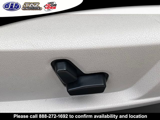 Used 2008 Chrysler 300 C w/ Protection Group II image 15