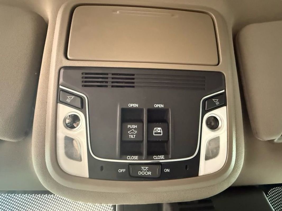 Used 2021 Honda Ridgeline RTL-E image 34