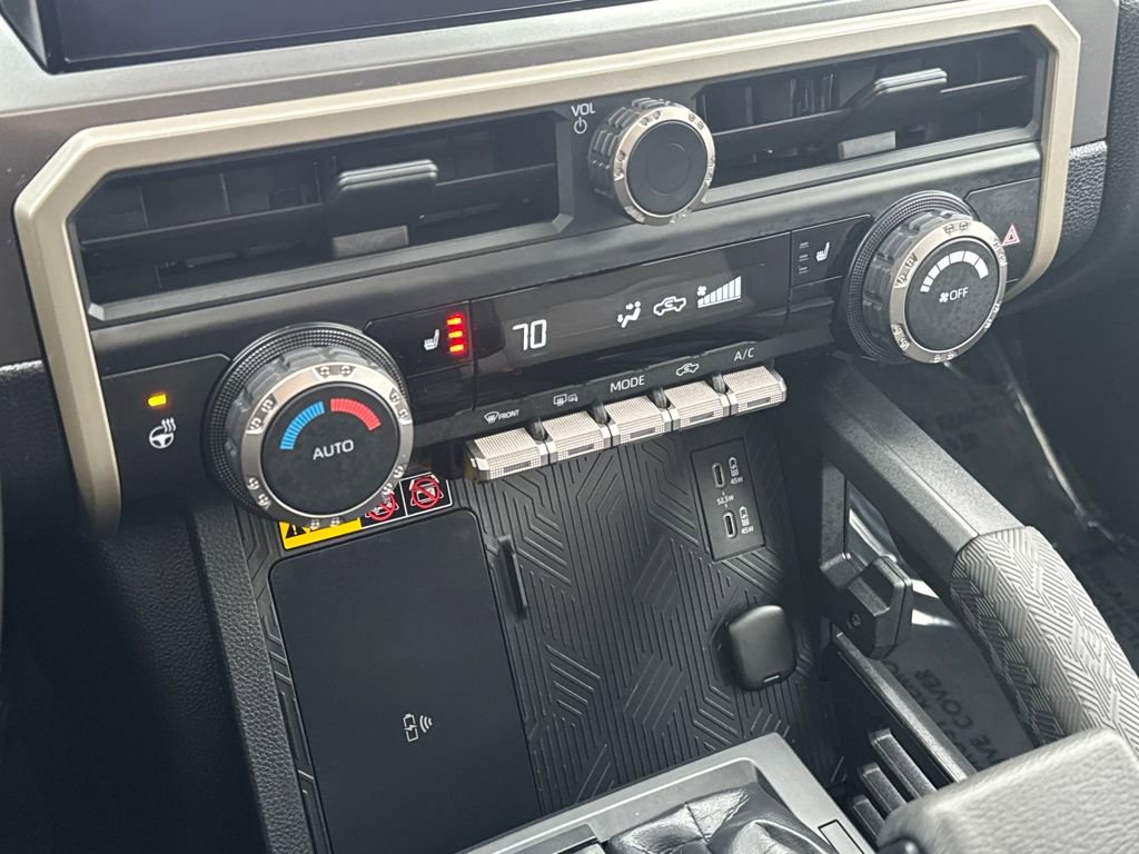 Used 2025 Toyota Tacoma TRD Off-Road image 22