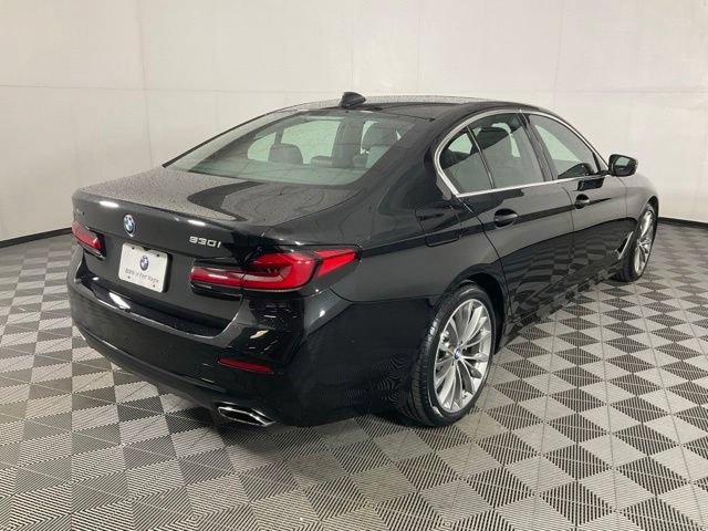 Certified 2023 BMW 530i xDrive w/ Premium Package AWD/4WD image 6