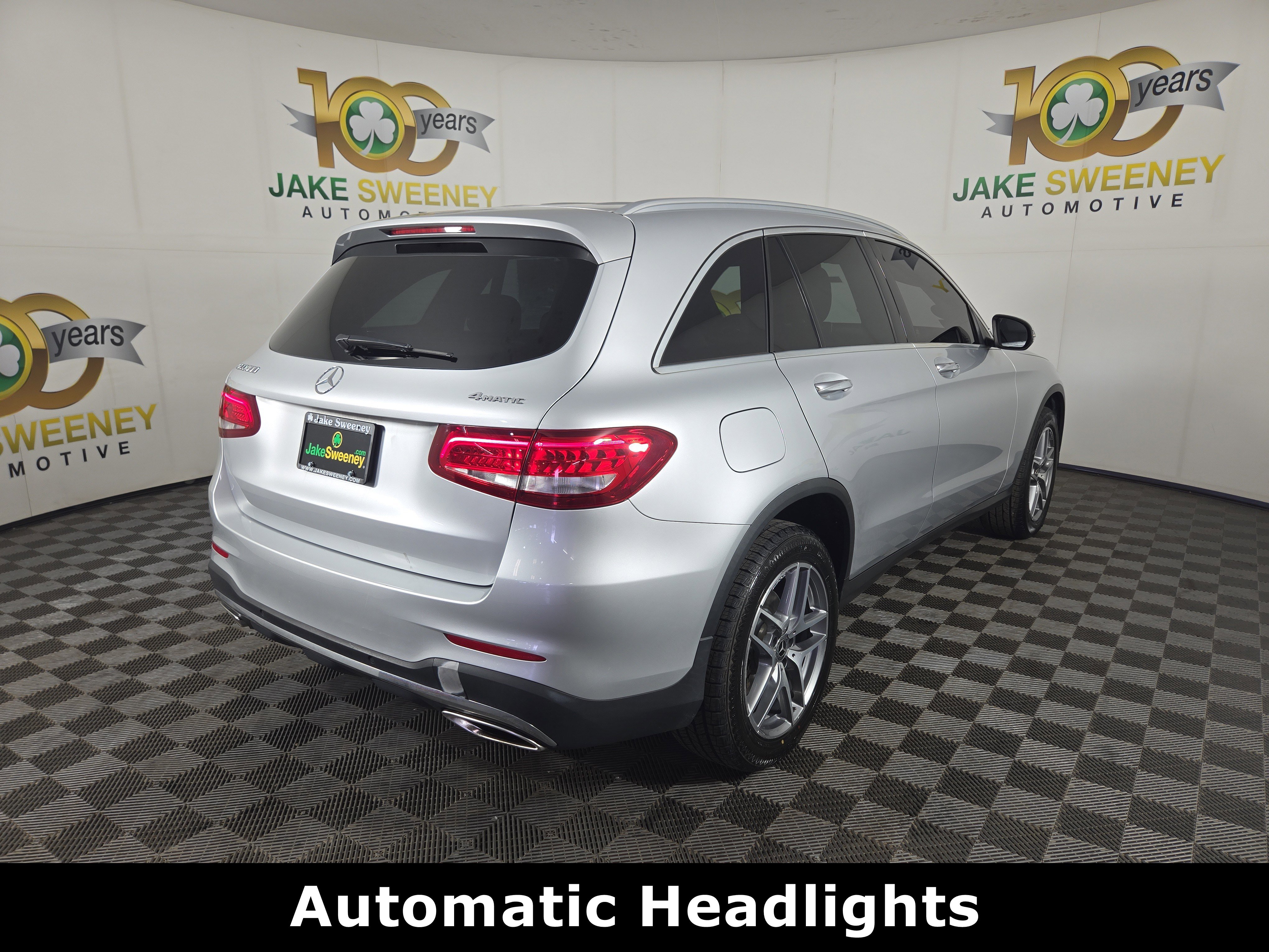 Used 2017 Mercedes-Benz GLC 300 4MATIC image 9