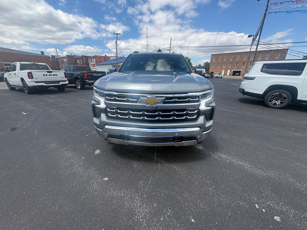 New 2026 Chevrolet Silverado 1500 LTZ AWD/4WD image 3