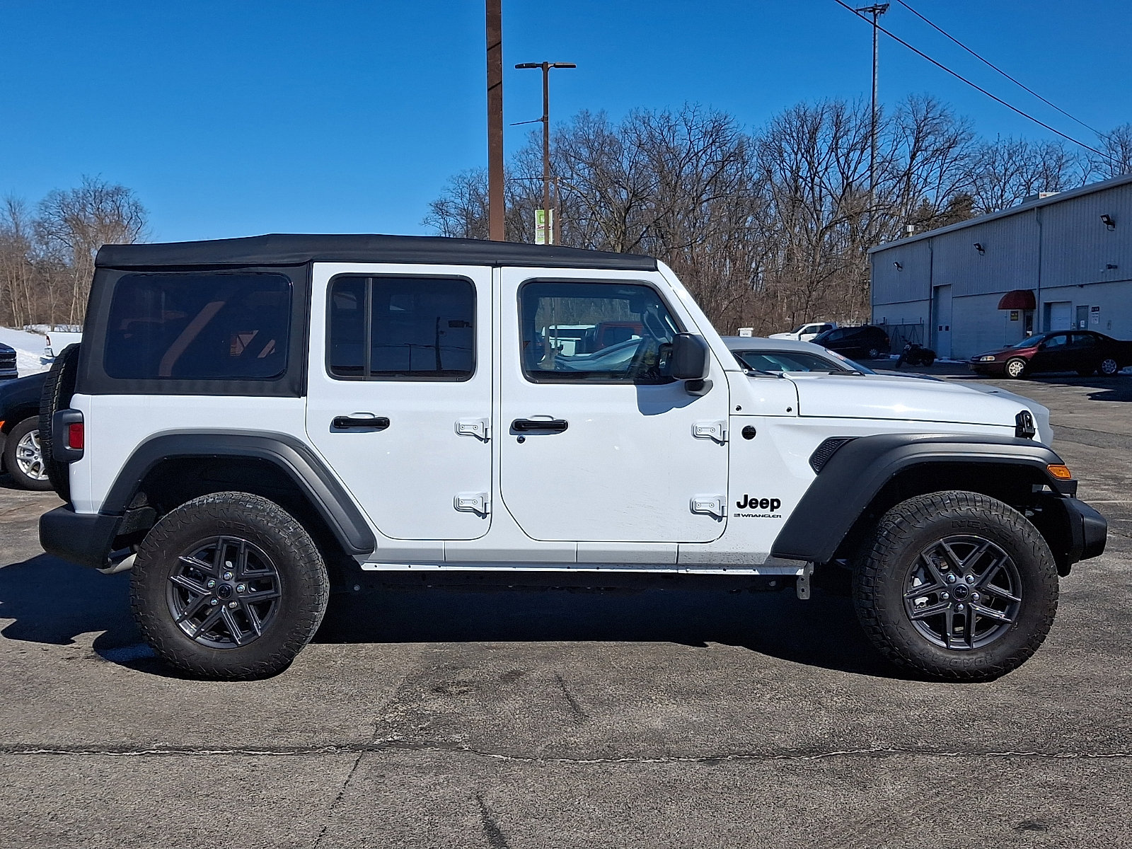 Used 2025 Jeep Wrangler Unlimited Sport image 8