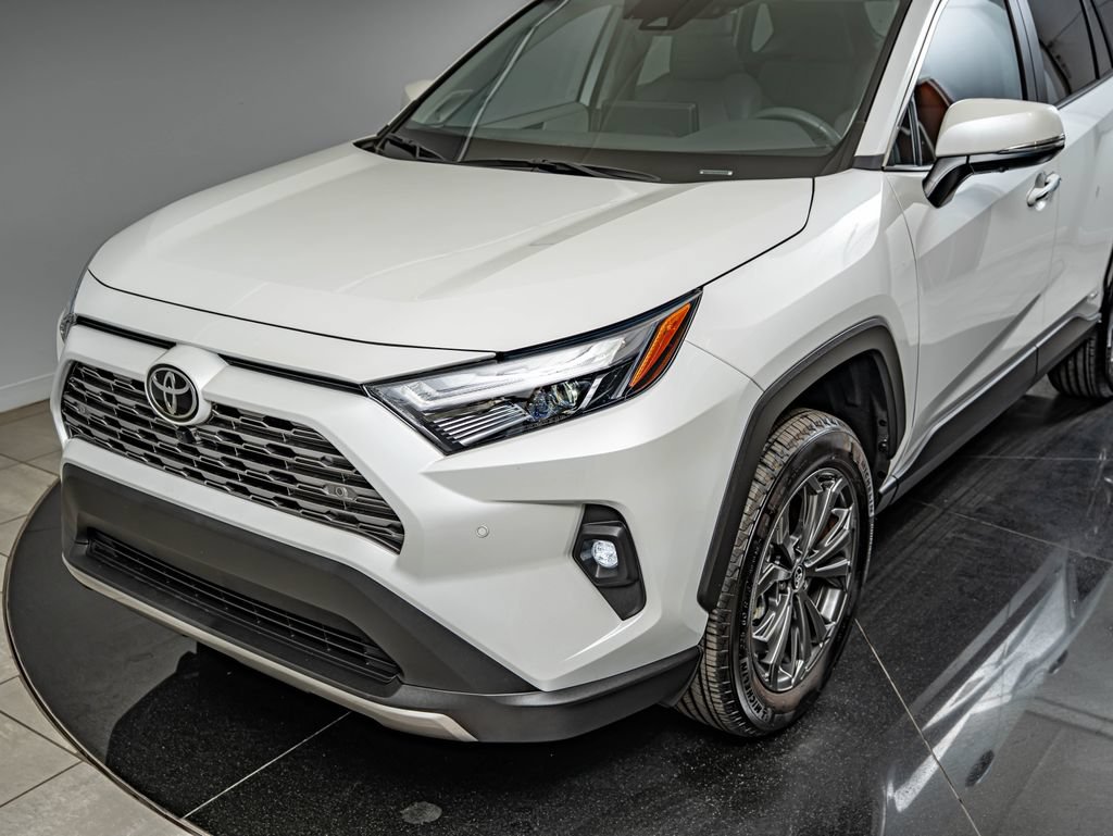 Used 2025 Toyota RAV4 Limited w/ Advanced Technology Package AWD/4WD image 14
