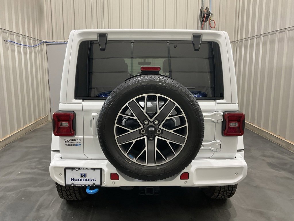 Used 2023 Jeep Wrangler Unlimited Sahara image 22