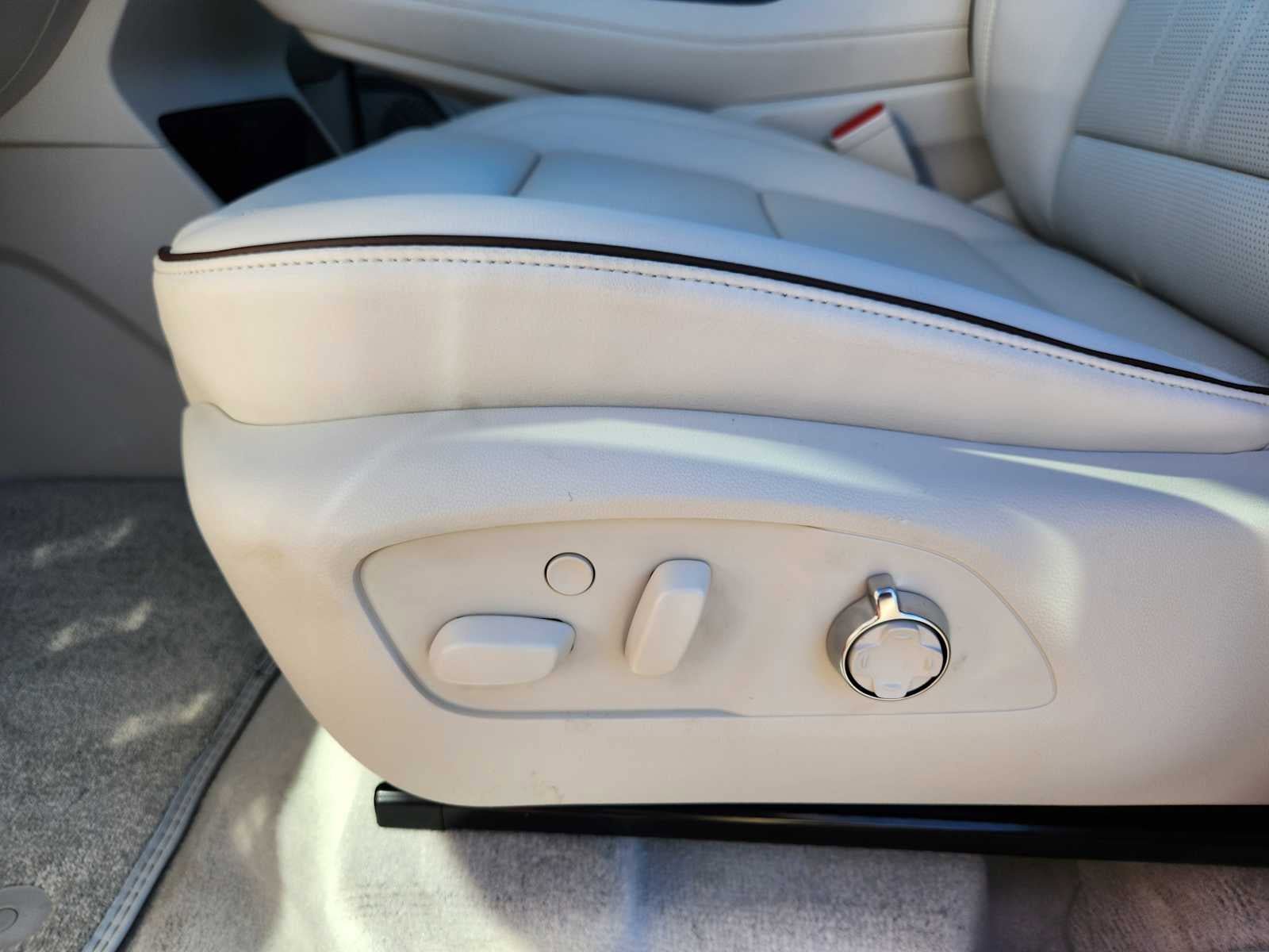 New 2026 Buick Enclave Avenir w/ Super Cruise Package image 8