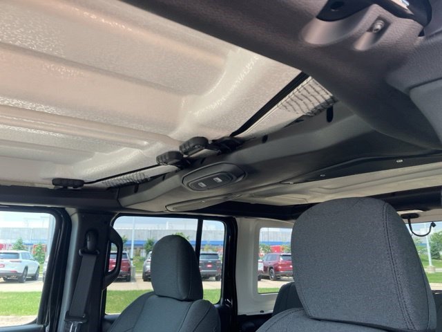 New 2025 Jeep Wrangler Unlimited Sport AWD/4WD image 15