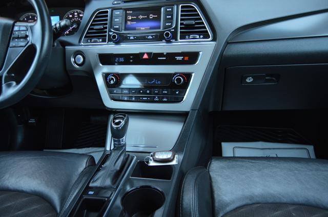 Used 2015 Hyundai Sonata Sport w/ Option Group 03 FWD image 18