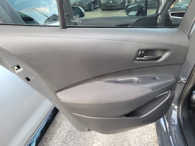 Used 2023 Toyota Corolla LE FWD image 9