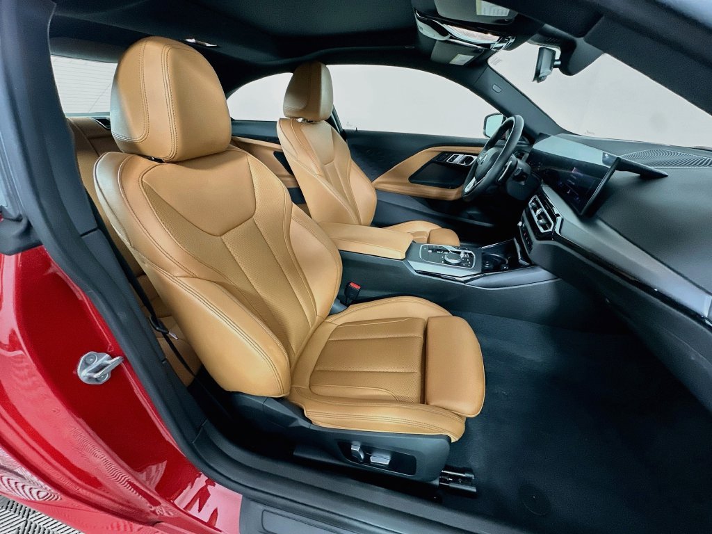 Used 2023 BMW 230i Coupe w/ Convenience Package RWD image 29