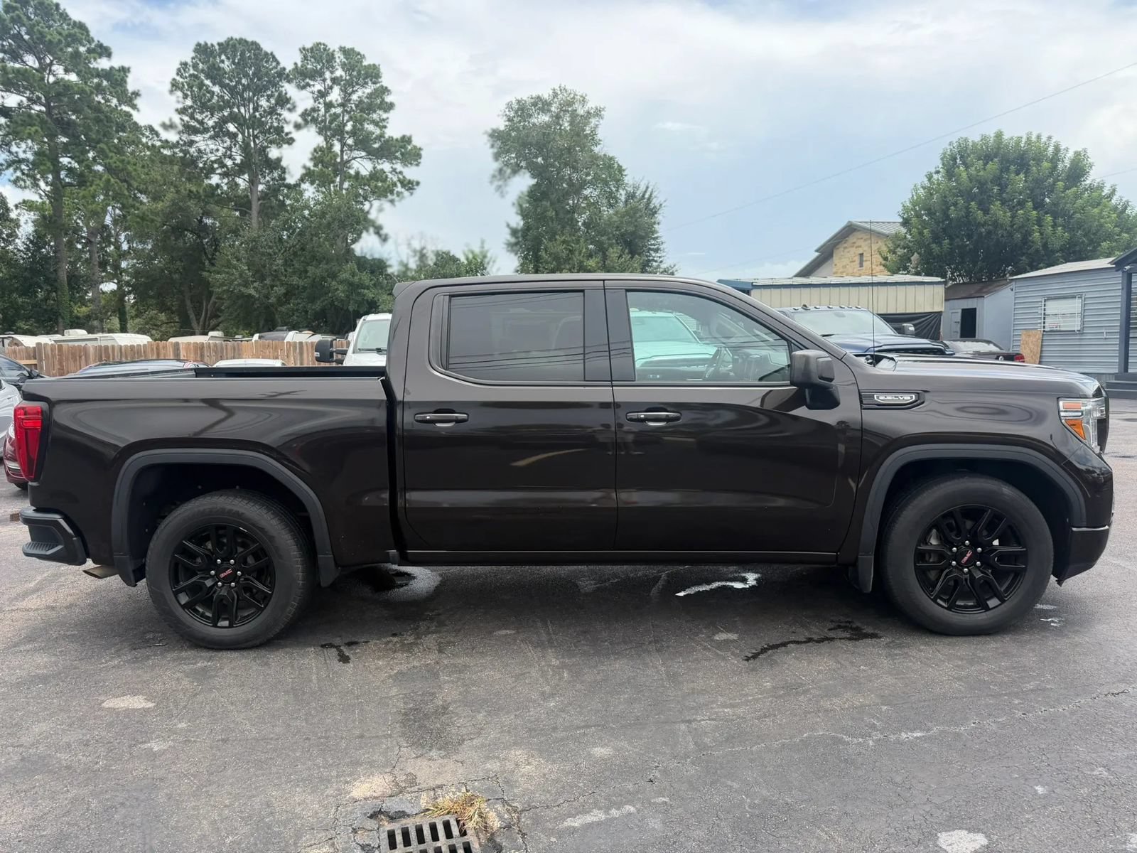 Used 2020 GMC Sierra 1500 Elevation w/ Elevation Value Package RWD image 5