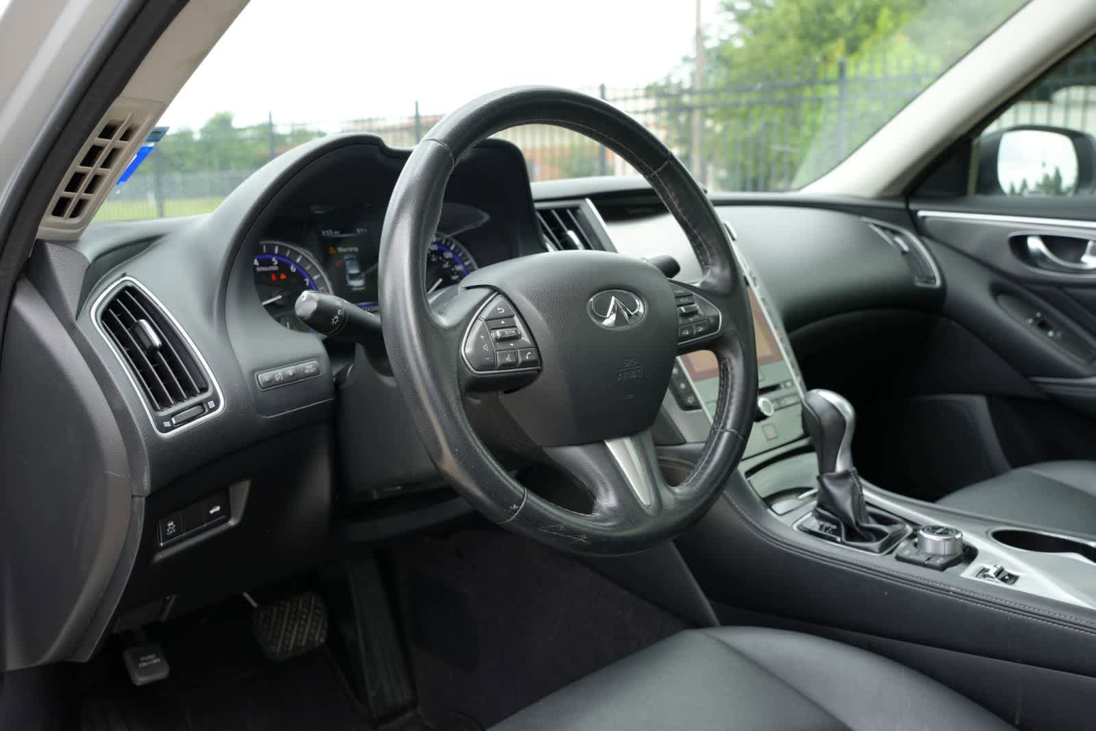 Used 2015 INFINITI Q50 Premium w/ All Weather Package RWD image 15
