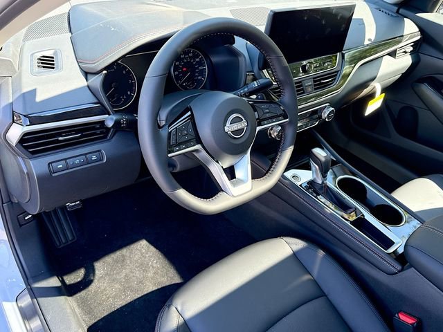 New 2025 Nissan Altima 2.5 SR w/ SR Premium Package image 7