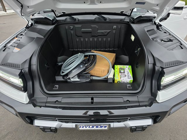 Used 2025 GMC Hummer EV 2X image 49