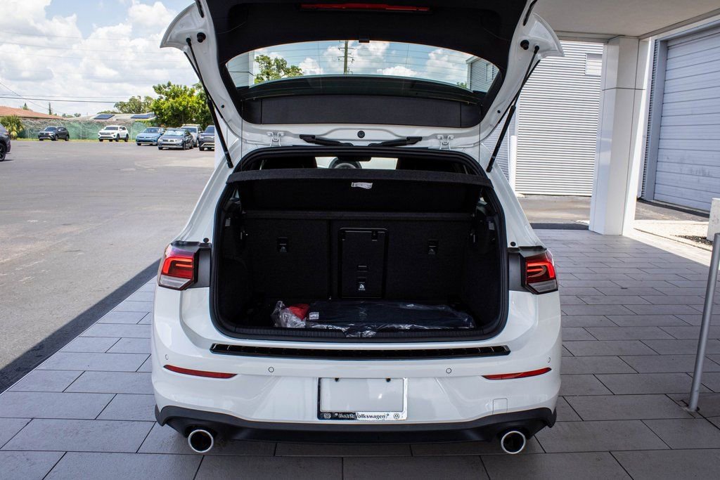 New 2025 Volkswagen GTI SE image 17