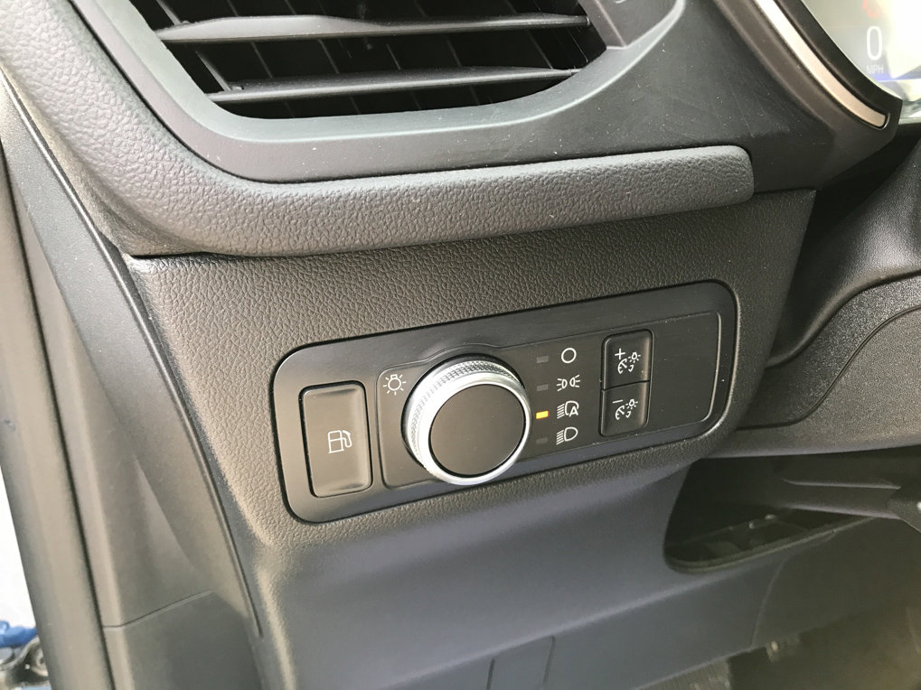 Used 2022 Ford Escape SE image 15