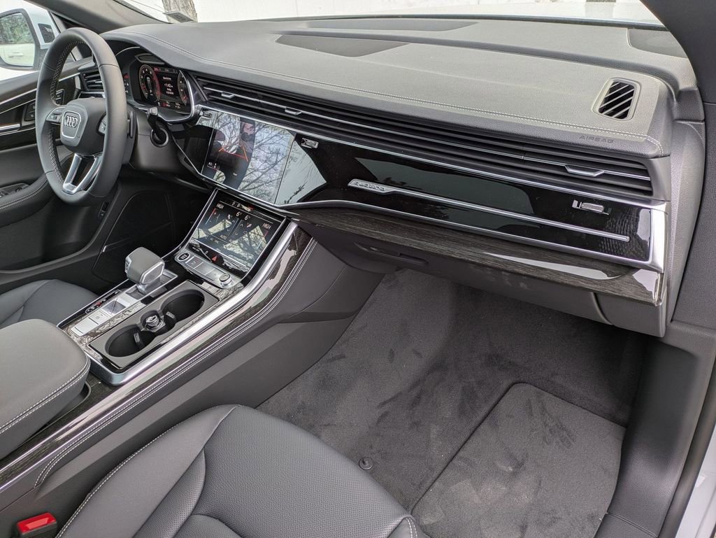 New 2026 Audi Q8 Premium Plus image 25