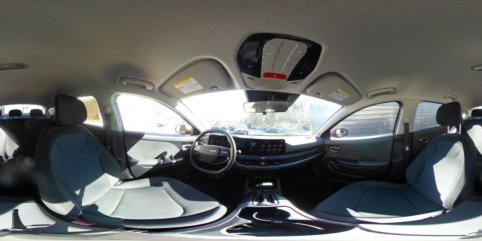 Used 2025 Kia K4 FWD image 37