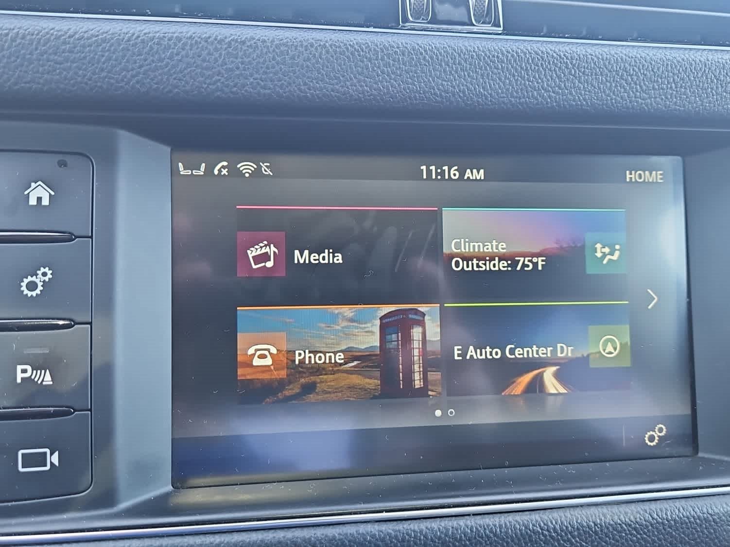 Used 2016 Jaguar XF R-Sport image 15