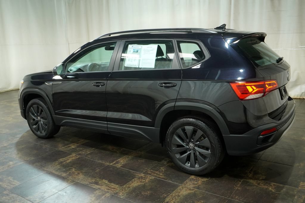 Used 2023 Volkswagen Taos S FWD image 6