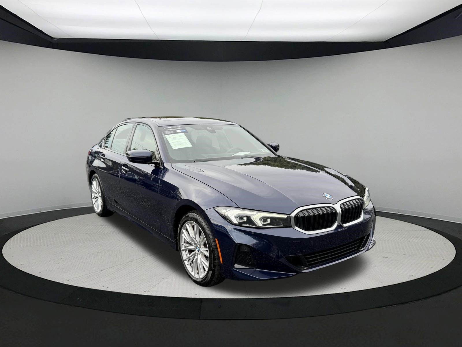Certified 2023 BMW 330i xDrive Sedan w/ Premium Package AWD/4WD image 3