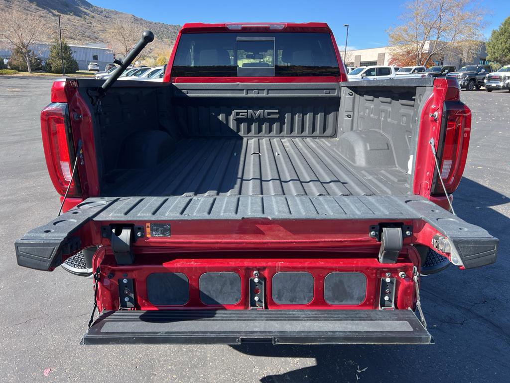 Used 2021 GMC Sierra 2500 SLT w/ SLT Convenience Package image 10