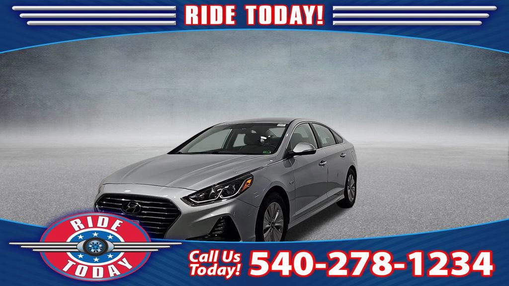 Used 2018 Hyundai Sonata SE image 1