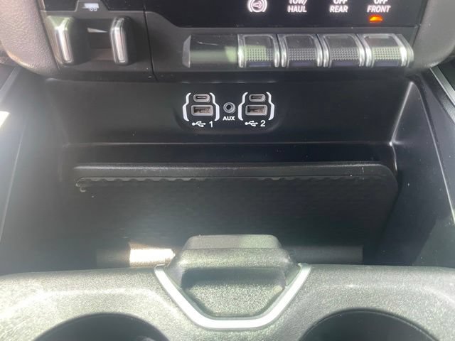 Used 2024 RAM 2500 Big Horn w/ Off Road Package AWD/4WD image 30