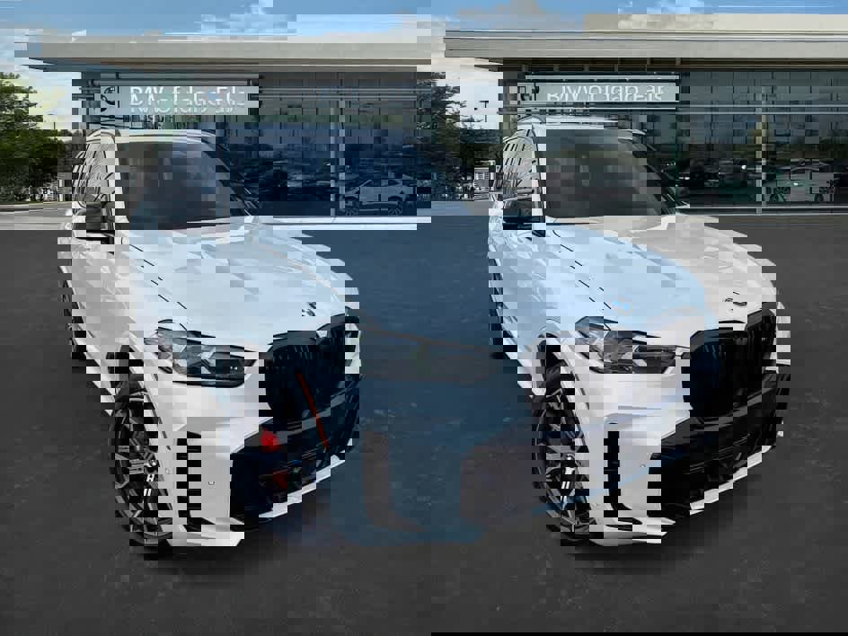 Certified 2024 BMW X5 M60i image 3