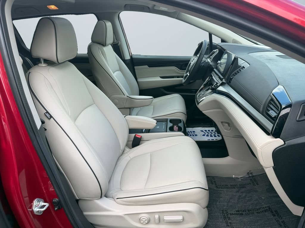 Used 2025 Honda Odyssey Touring image 15
