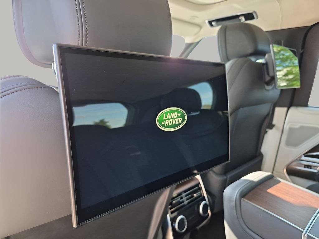 Used 2023 Land Rover Range Rover Autobiography image 21